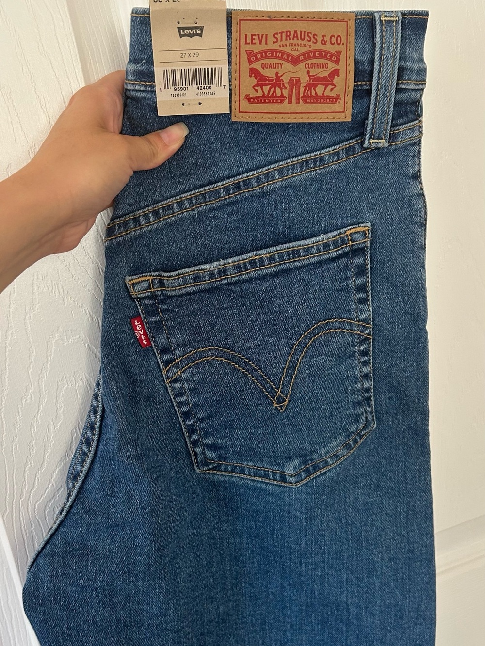 Levi's Blue Ribcage Straight Ankle Jeans